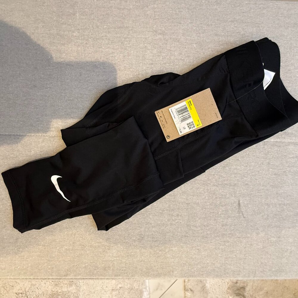NWT Mens Black Nike Training Leggings Size Small